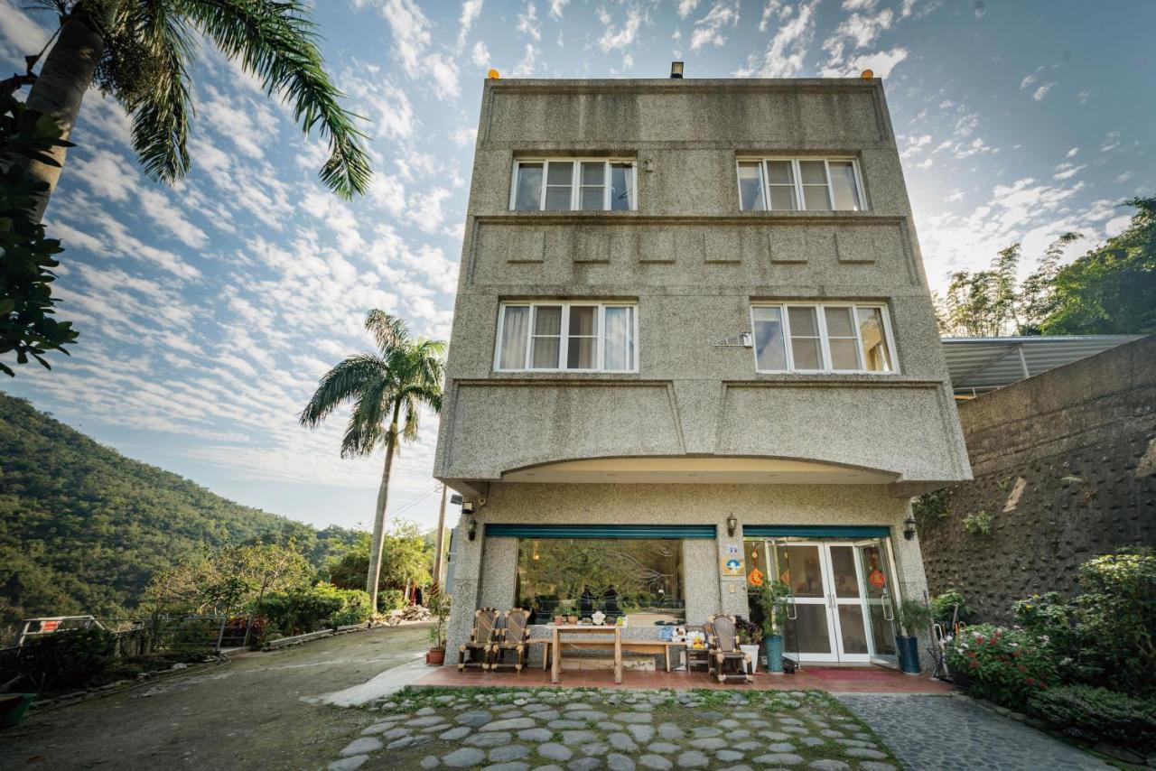 Chihpen Lucky Hot Spring B&B Wenquan Exterior photo